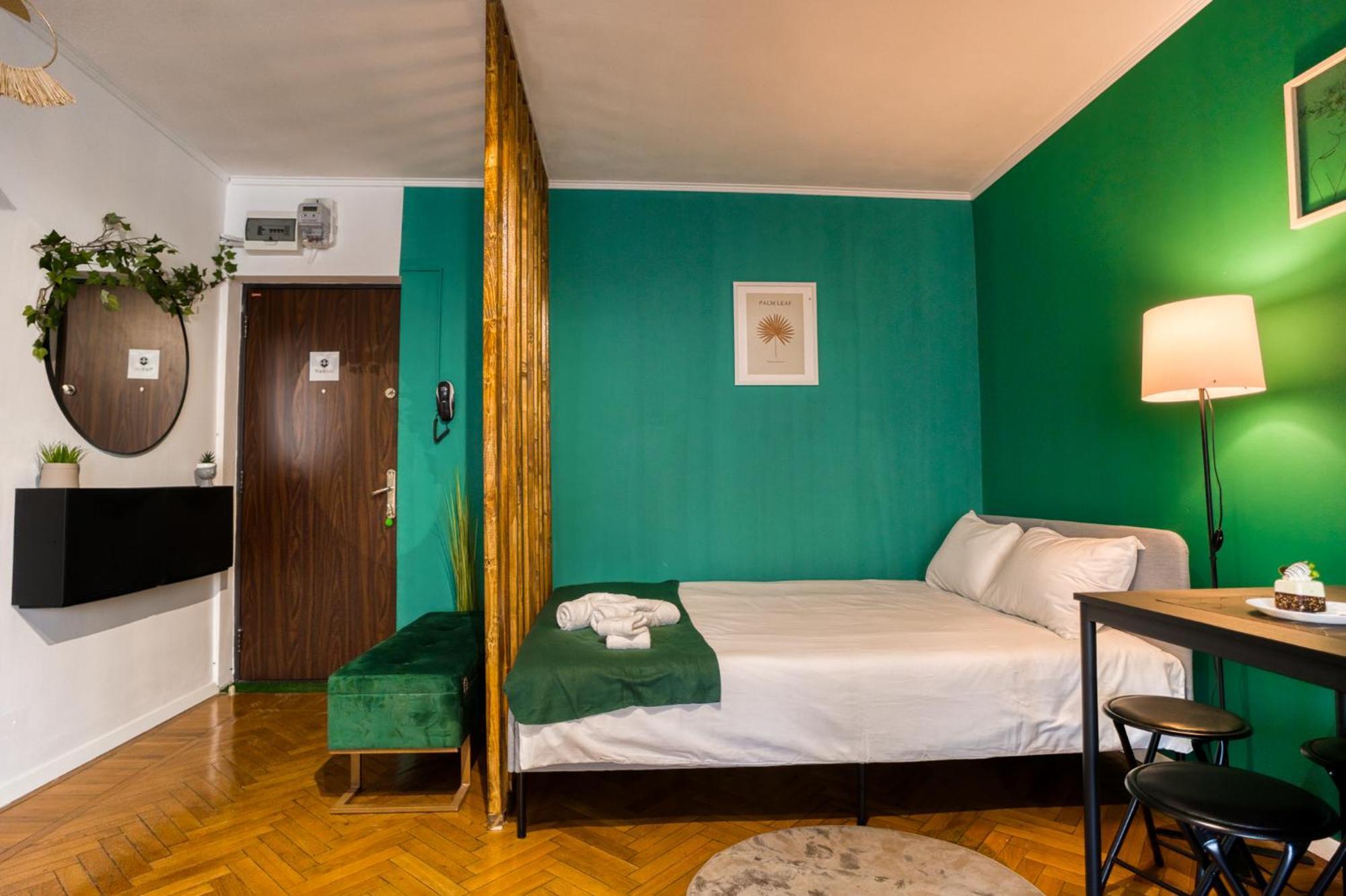 Hacienda Royal Palace - Central Designer Apartment 布加勒斯特 外观 照片