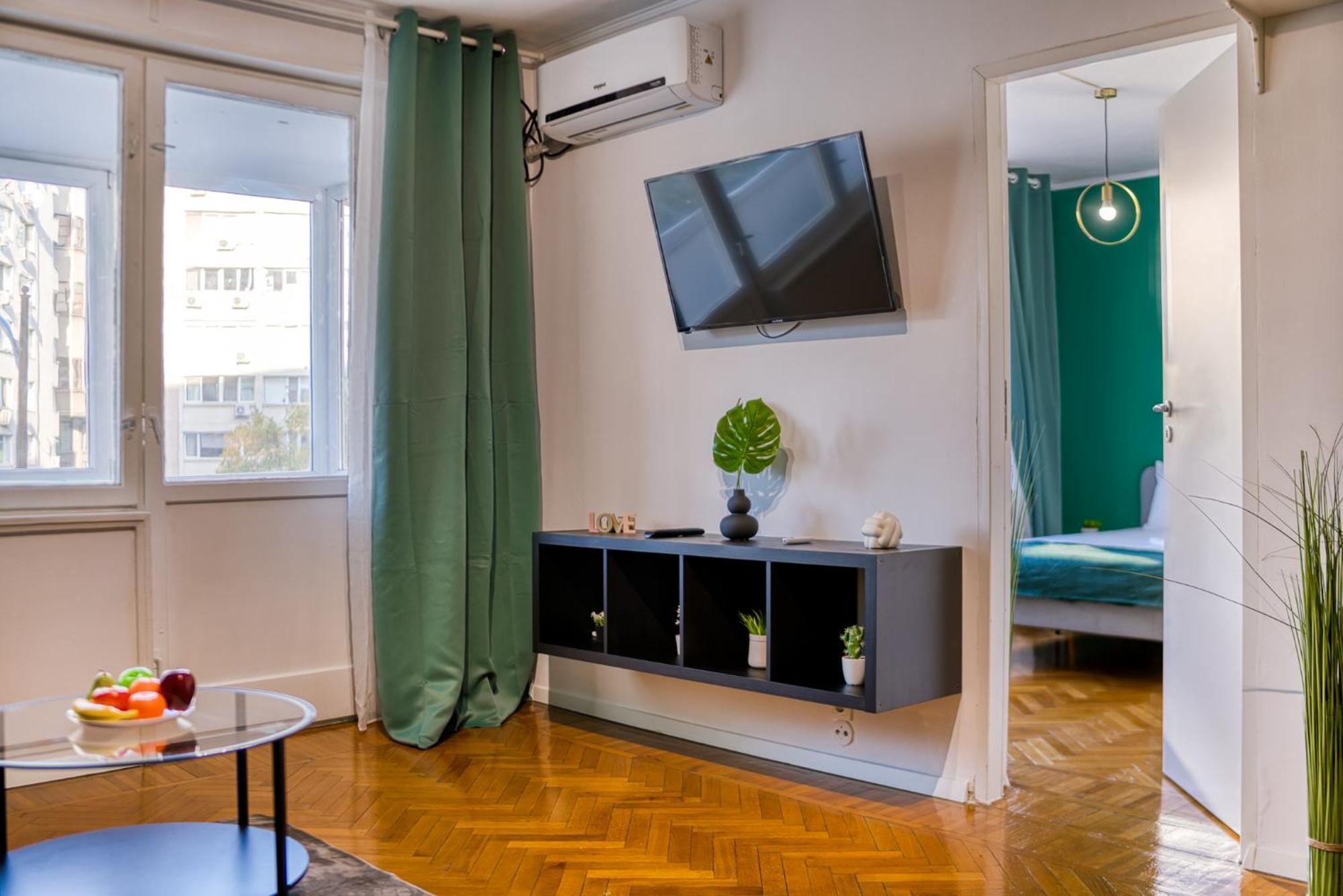 Hacienda Royal Palace - Central Designer Apartment 布加勒斯特 外观 照片