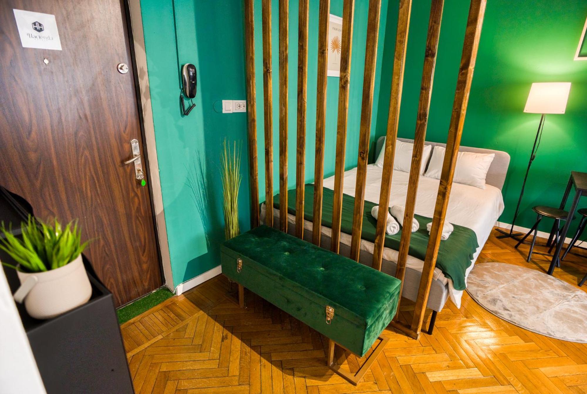 Hacienda Royal Palace - Central Designer Apartment 布加勒斯特 外观 照片